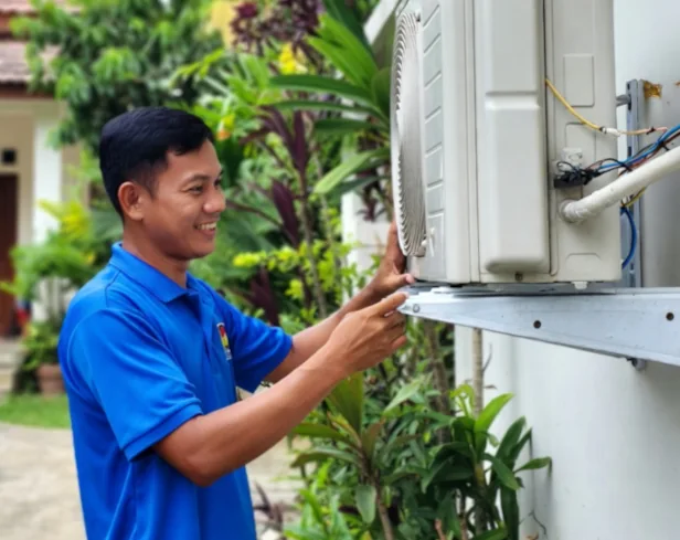 Professional AC cleaning service in Phnom Penh